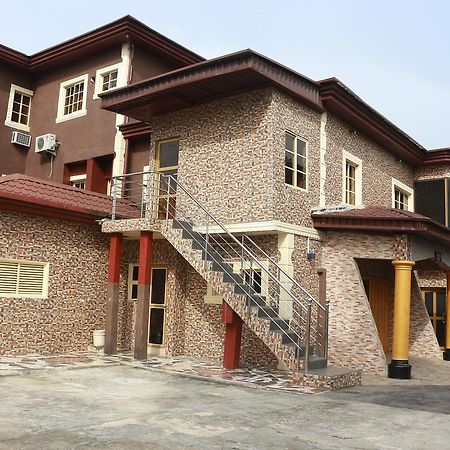 Cute Villa Hotel And Suites Uyo Ngoại thất bức ảnh